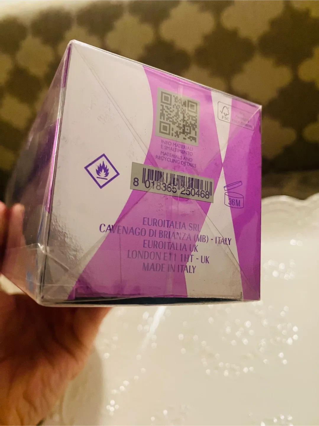 Versace Woman Eau de Parfum 100ml image indicator(3)