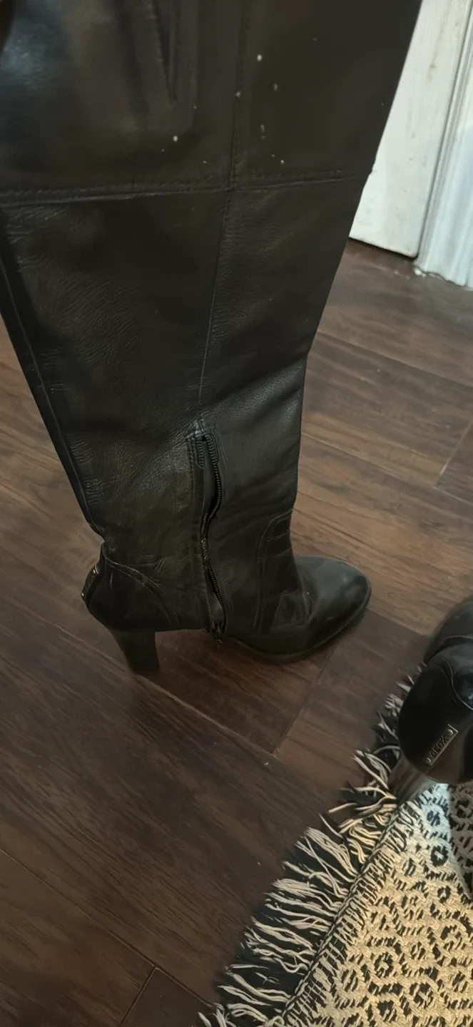 Geox Black Leather Knee High Boots image indicator(4)