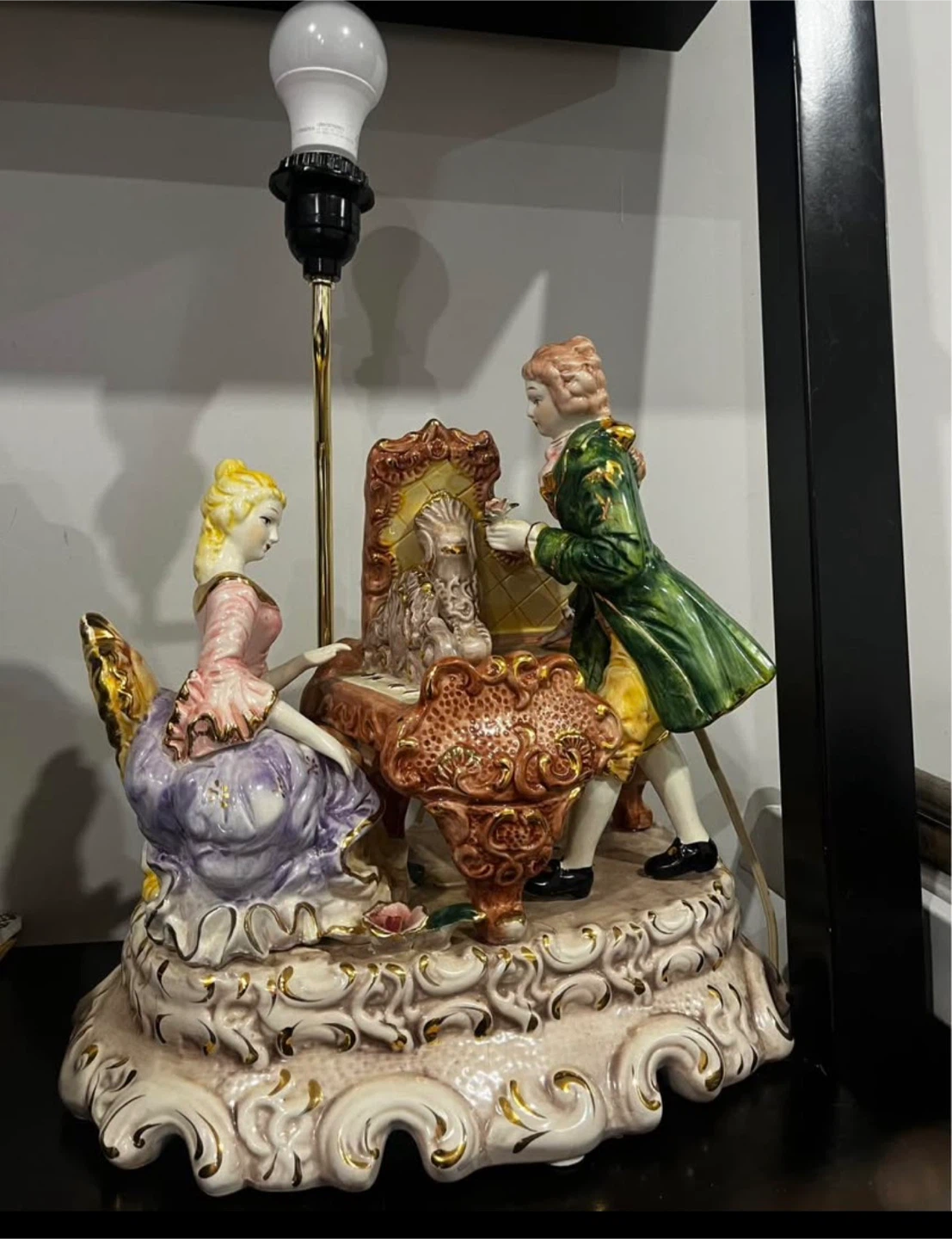 Vintage Porcelain Figurine Lamp
