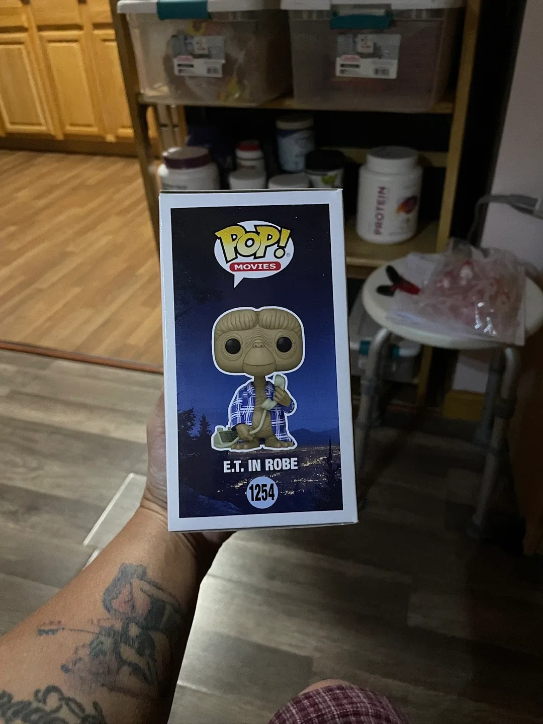 Funko Pop! Movies E.T. in Robe #1254 image indicator(4)