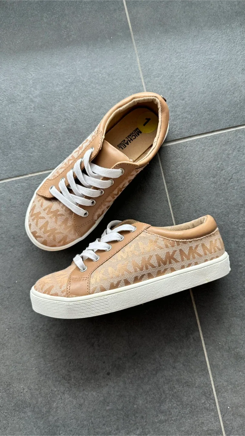 Michael Kors Sneakers Size US 1