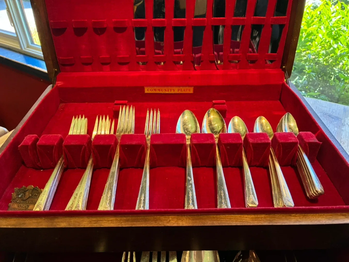Community Plate Silverware Set with Box image indicator(3)