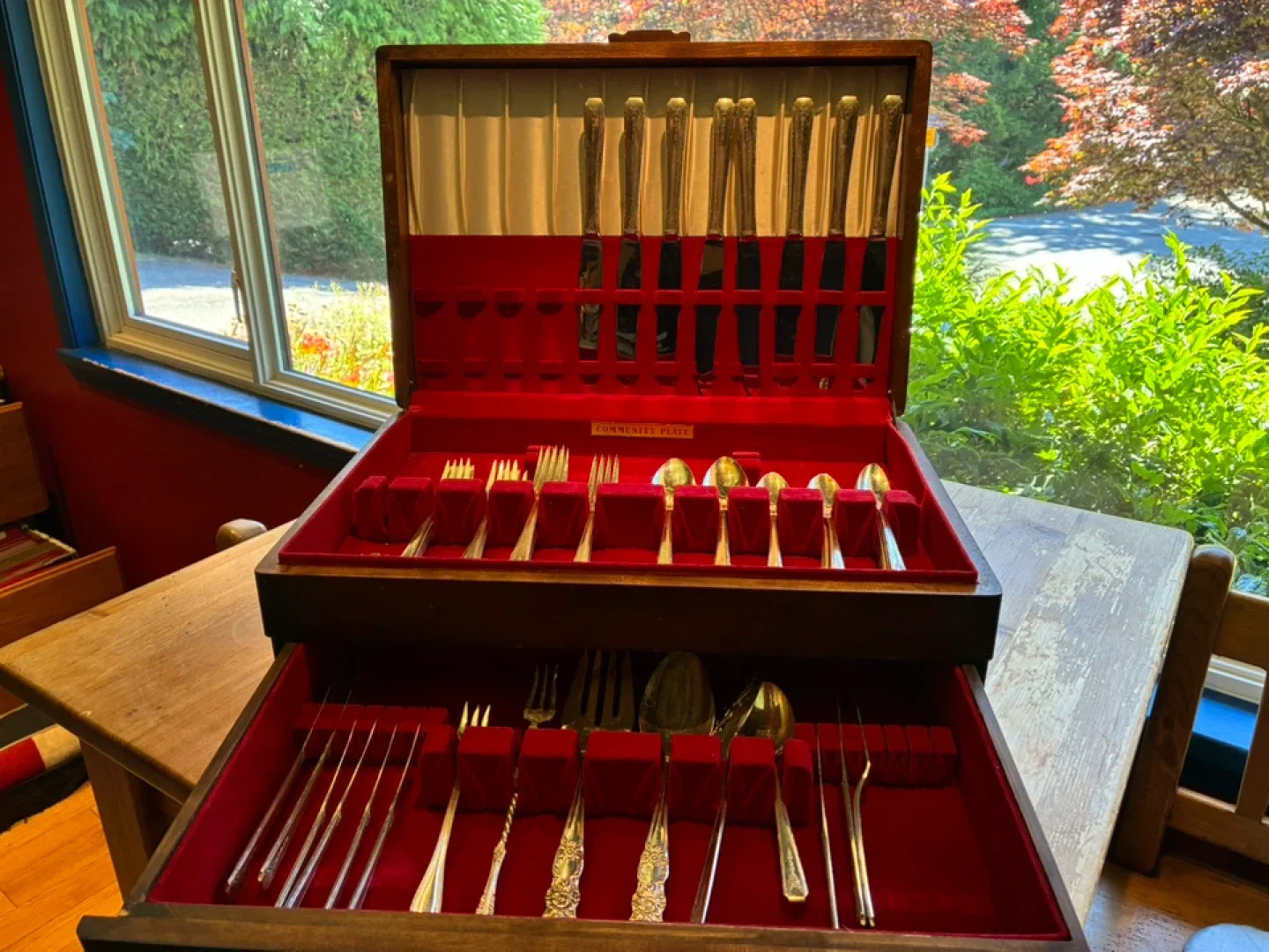 Community Plate Silverware Set with Box image indicator(2)