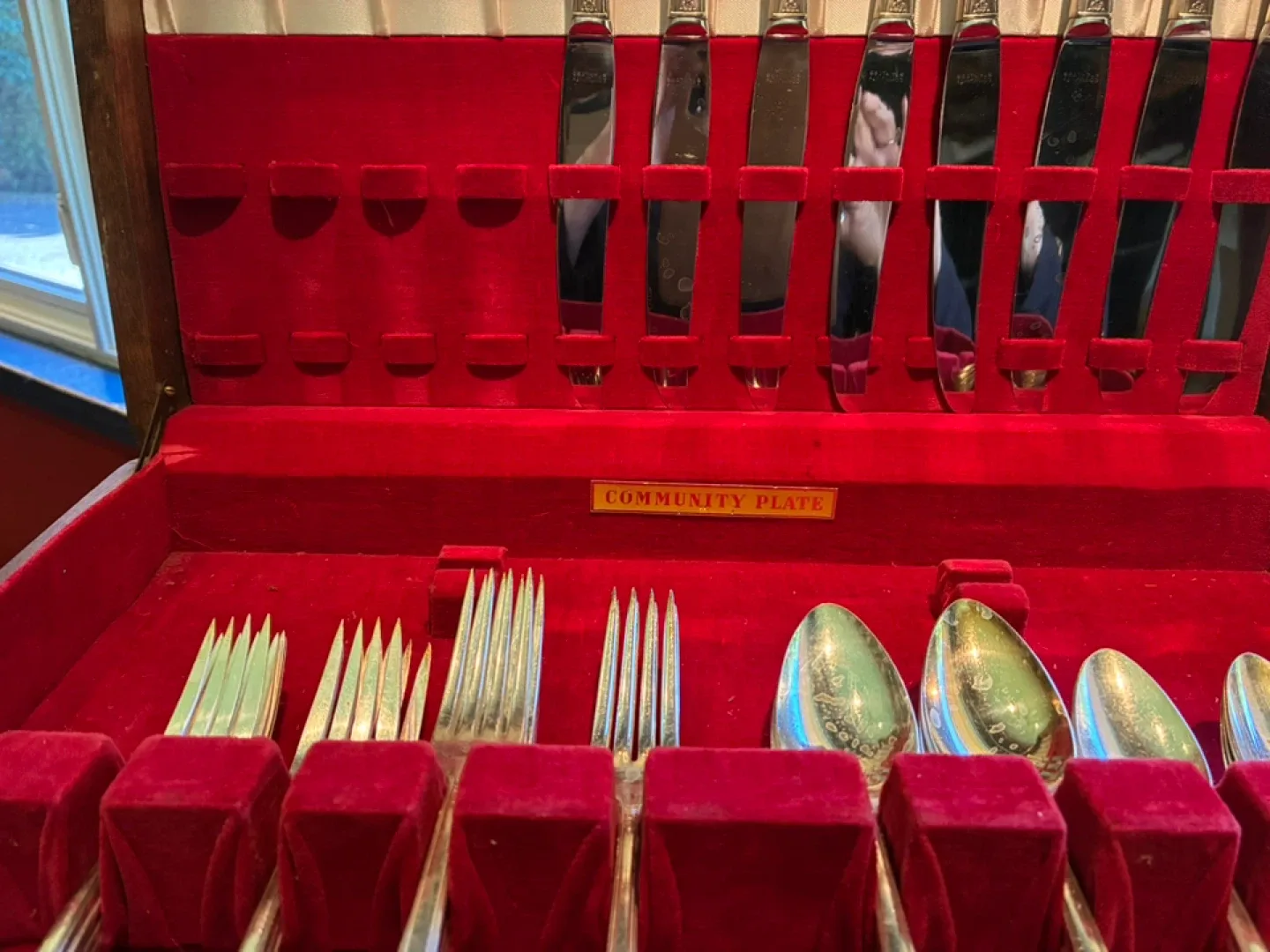 Community Plate Silverware Set with Box image indicator(7)