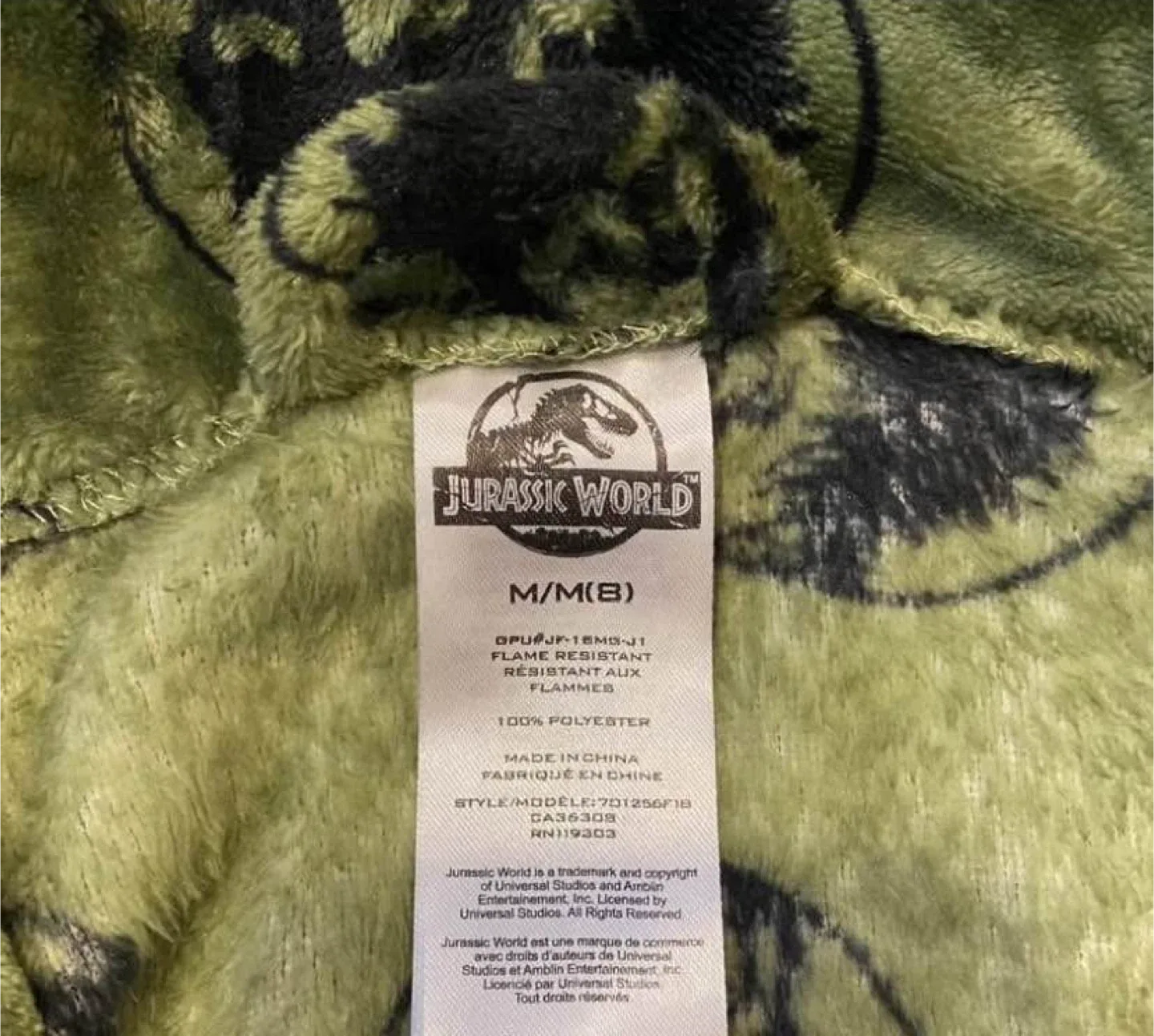 LIKE NEW Jurassic World Kids' Bath Robe - Size M/M(8) image indicator(4)