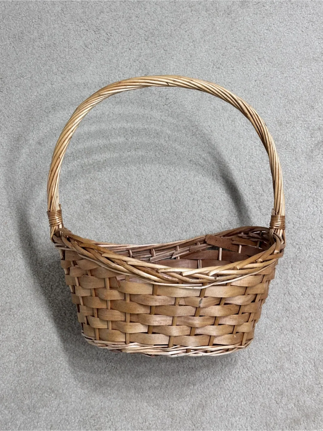 Wicker Basket with Handle thumbnail