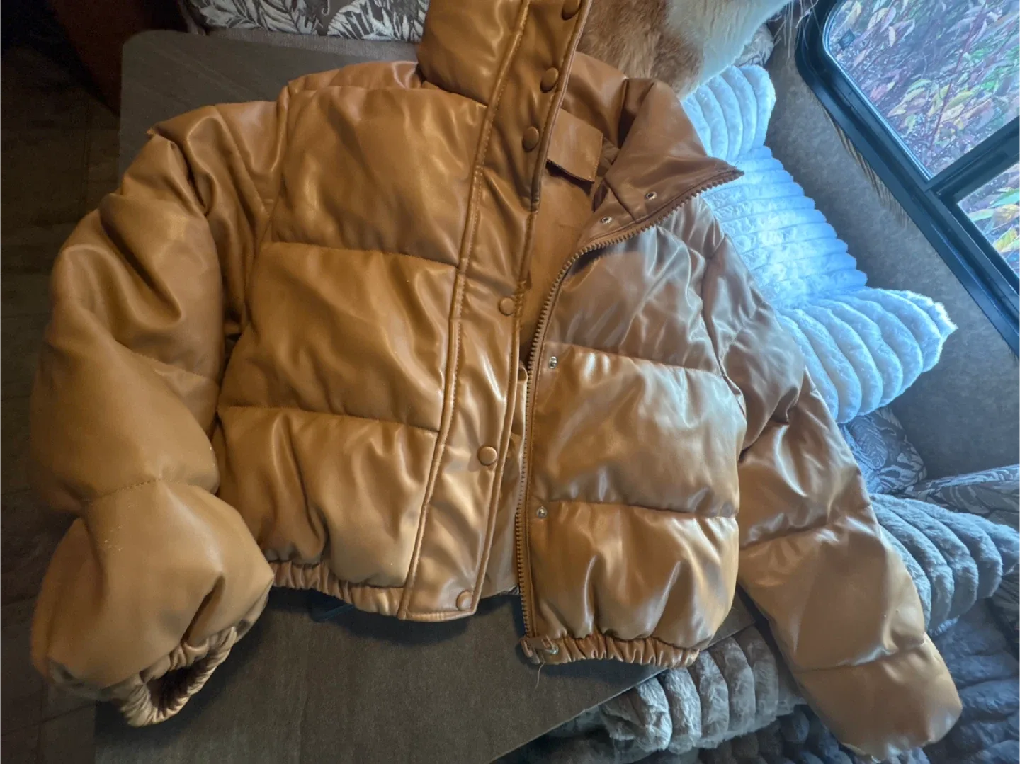 Shein Brown Puffer Jacket - Size L image indicator(4)