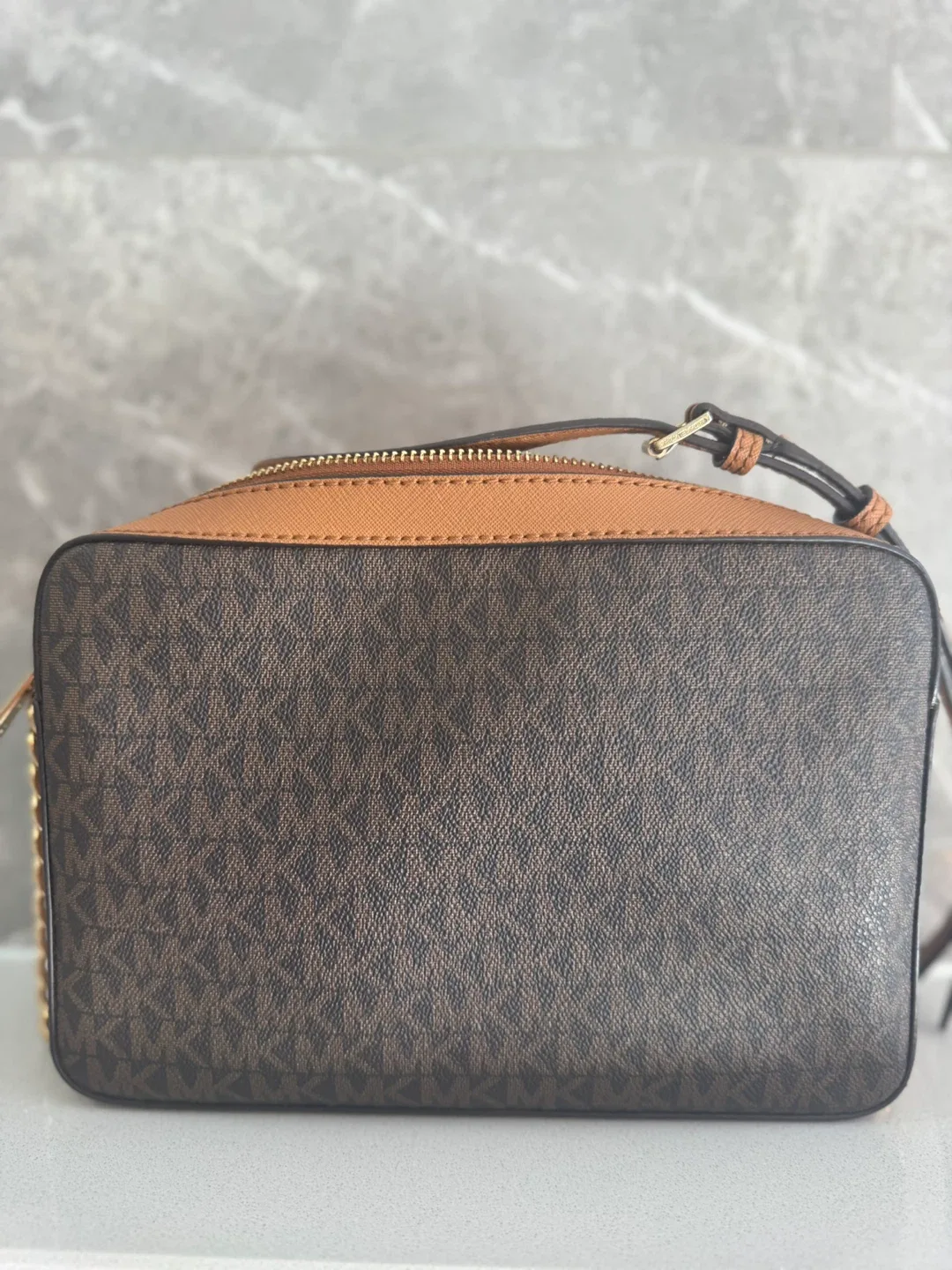 Michael Kors Brown Crossbody Bag image indicator(6)