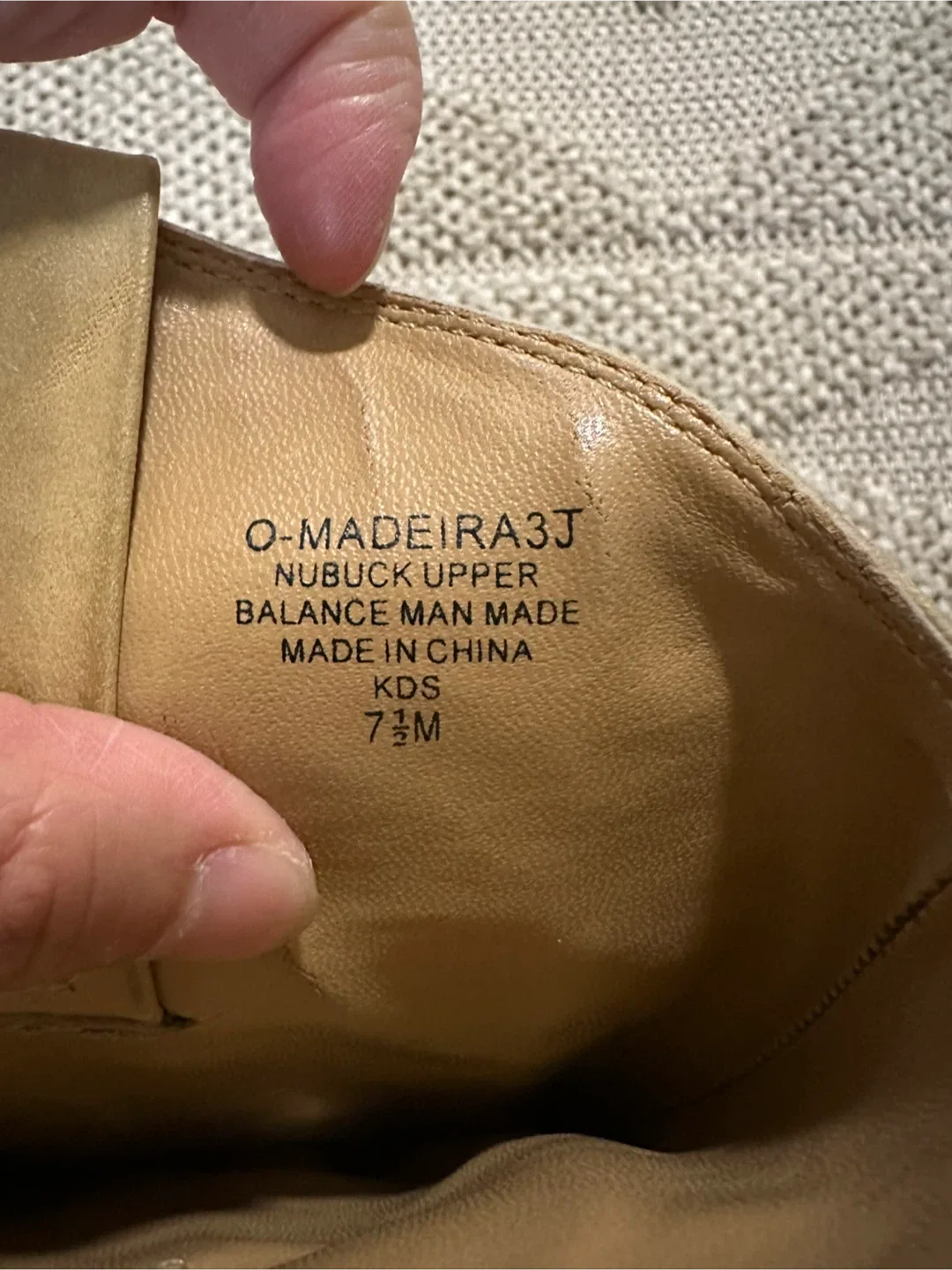 Tan Woman’s Cowboy Boots, Size 7.5 image indicator(6)