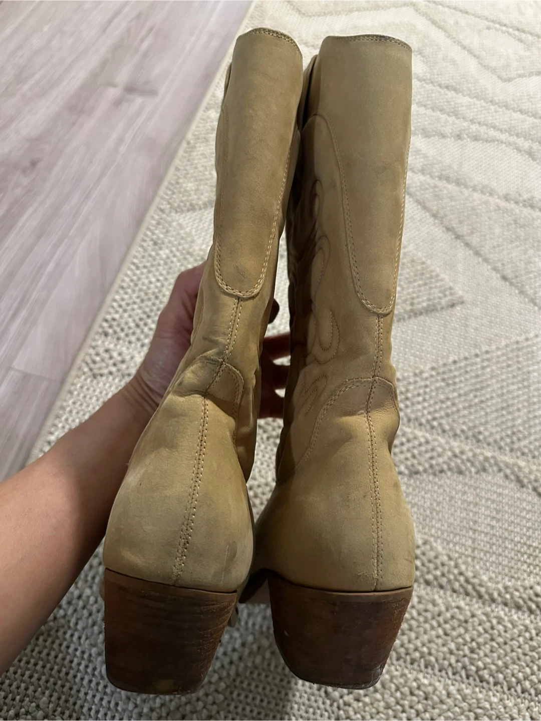 Tan Woman’s Cowboy Boots, Size 7.5 - photo 4
