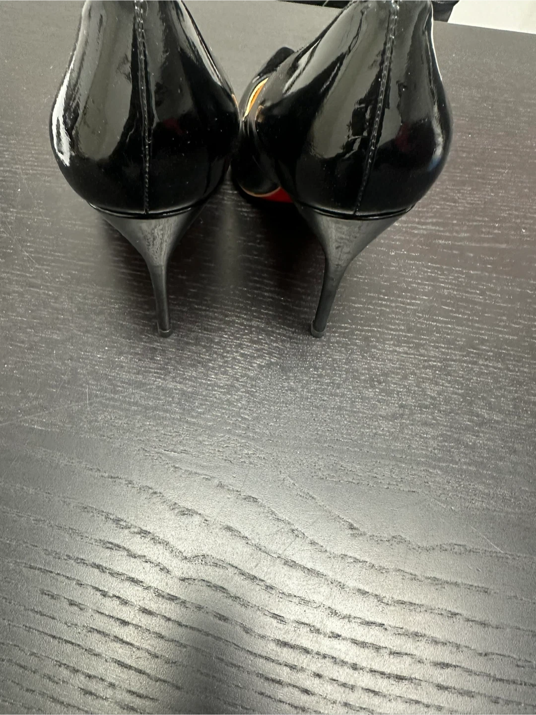 Christian Louboutin Black Patent Leather Heels - Size 39 - photo 4