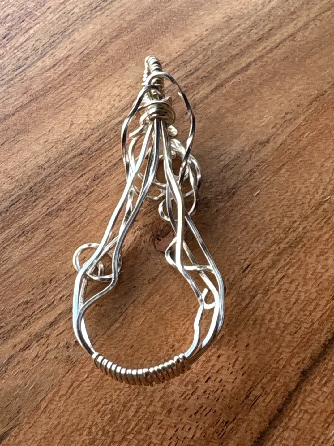 Handmade Silver Wire Wrapped Pendant image indicator(3)