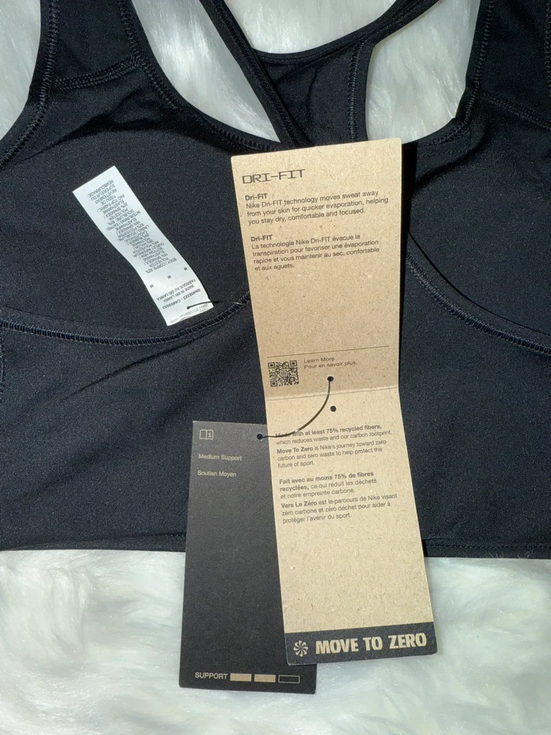 Nike Women's Training Sports Bra - Size M - Black image indicator(4)
