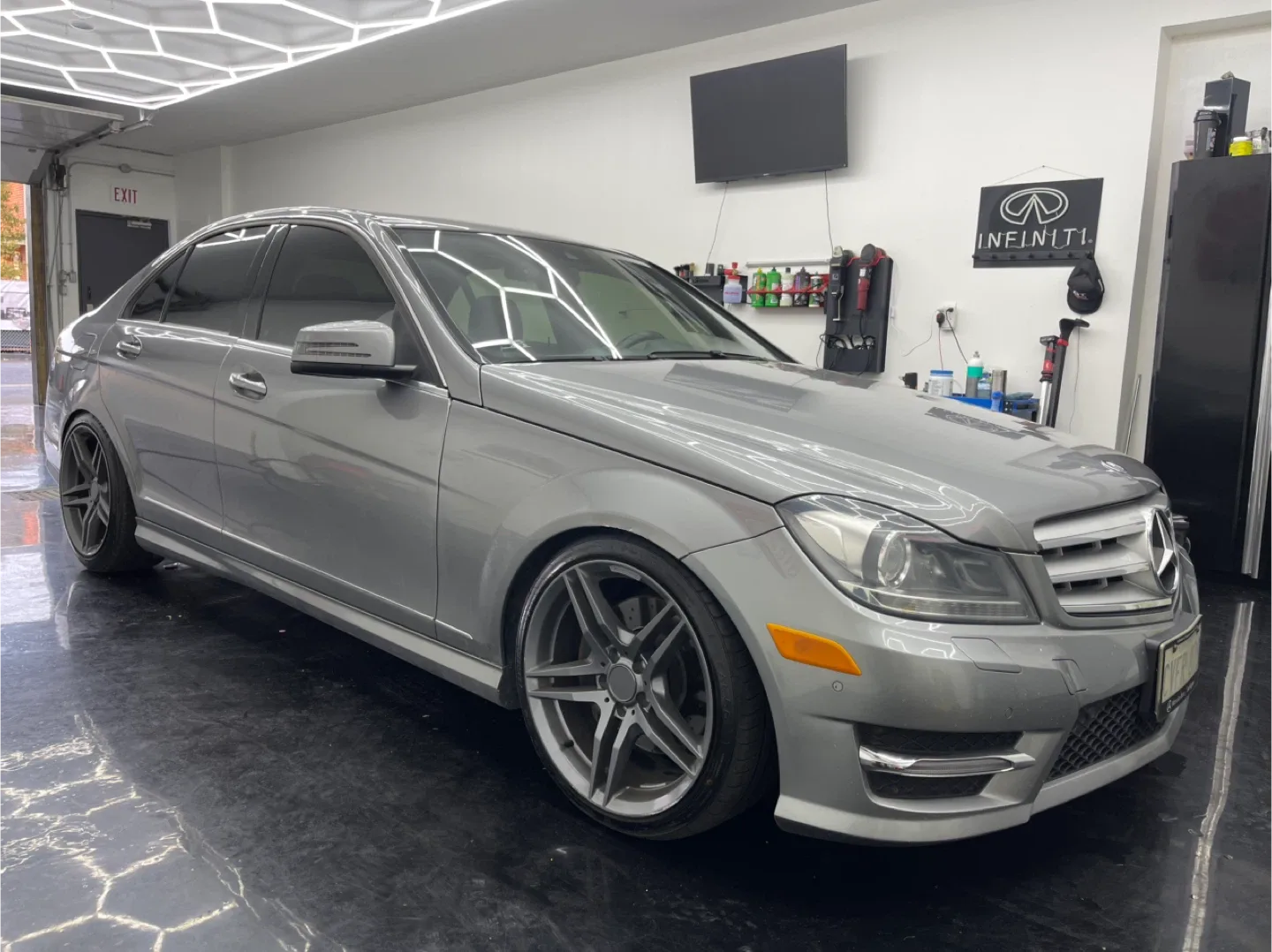 Used Alloy Rims - Set of Four fits 2009-2014 c300 image indicator(8)