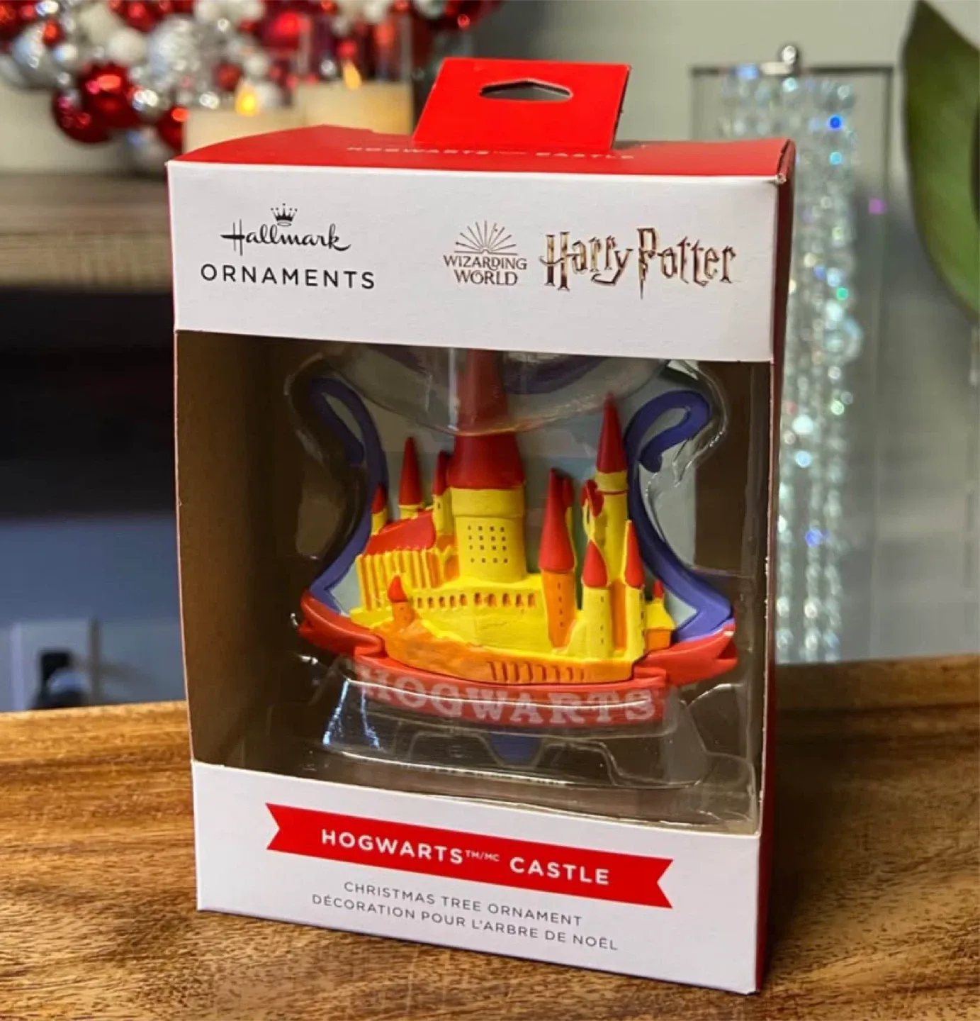 NEW: Hallmark Harry Potter Hogwarts Castle Ornament - New image indicator(10)