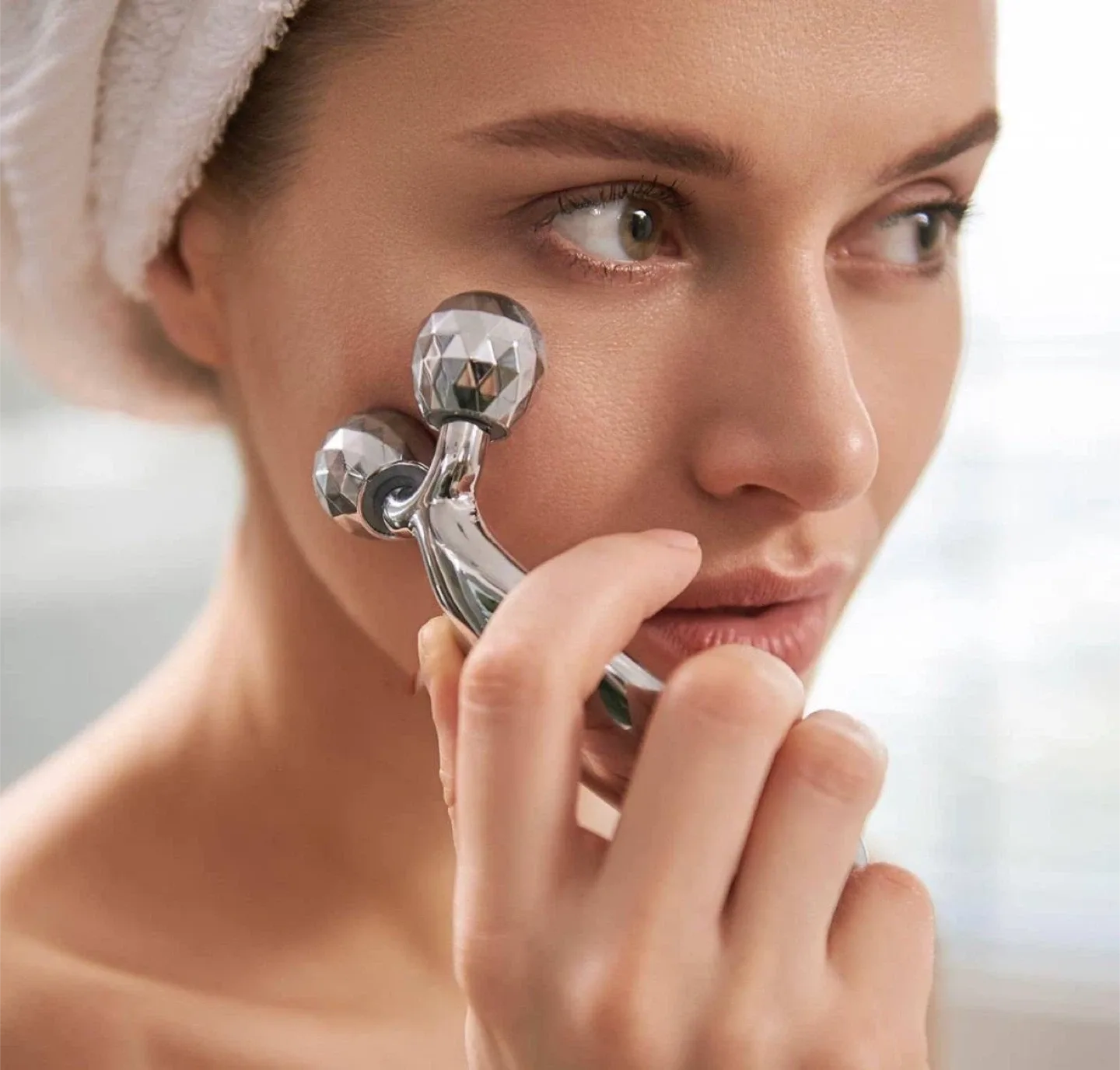 Derma Roller & Facial Roller image indicator(3)