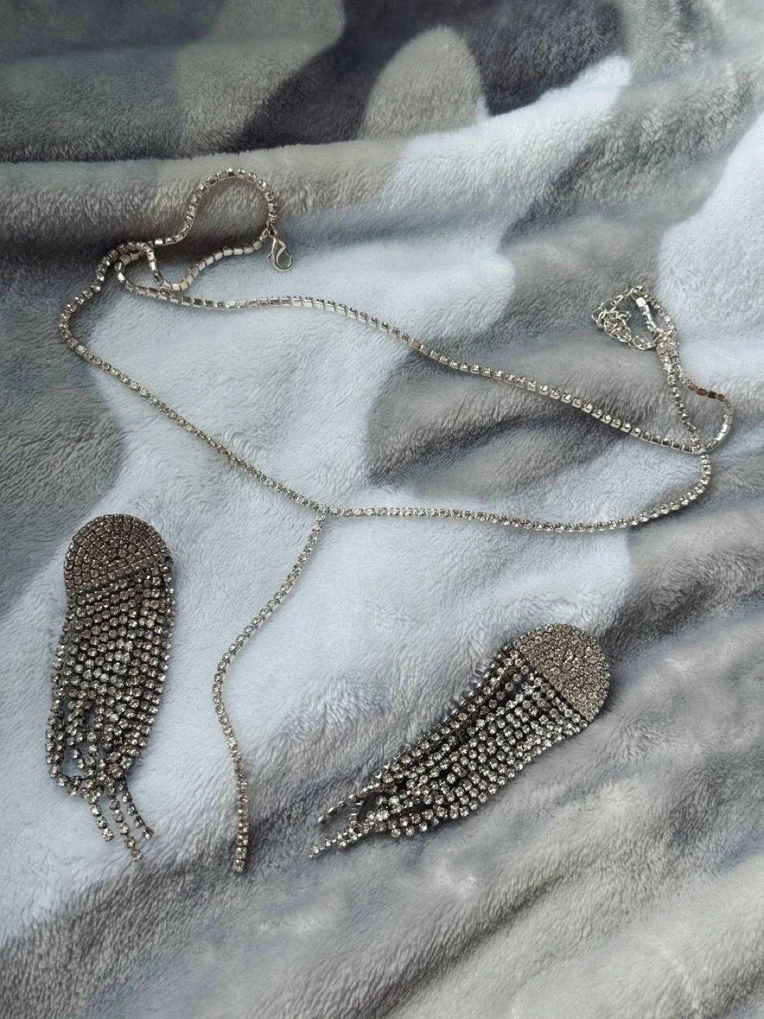 Rhinestone Dangle Earrings and Necklace Set, Zara thumbnail