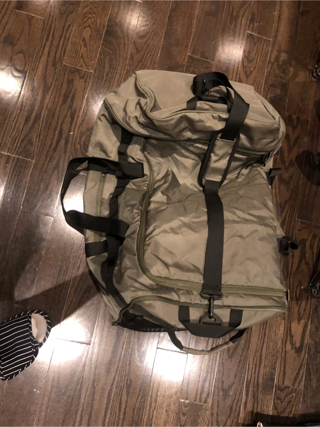 Naturehike Outdoors Rolling Duffel Bag - Olive Green image indicator(5)