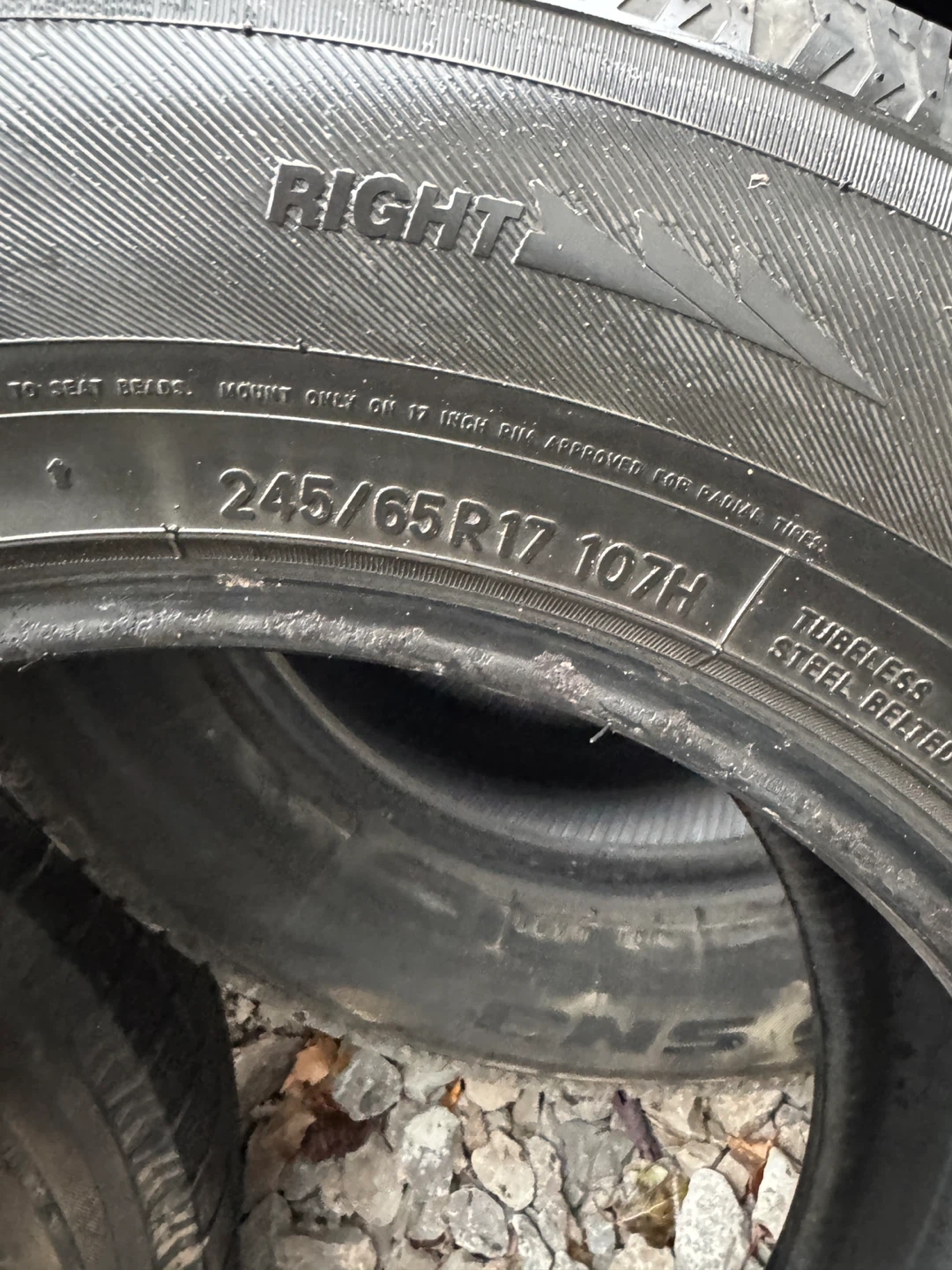 Studless Winter Tires 245/65R17 nitto sn3 set of four - photo 4