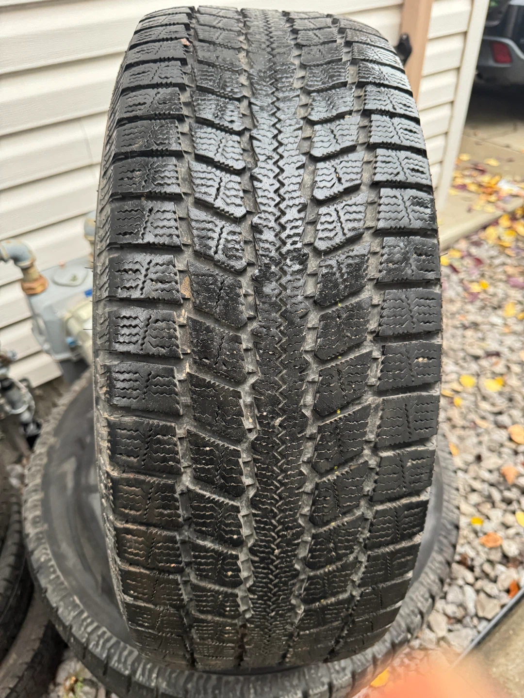 Studless Winter Tires 245/65R17 nitto sn3 set of four - photo 2