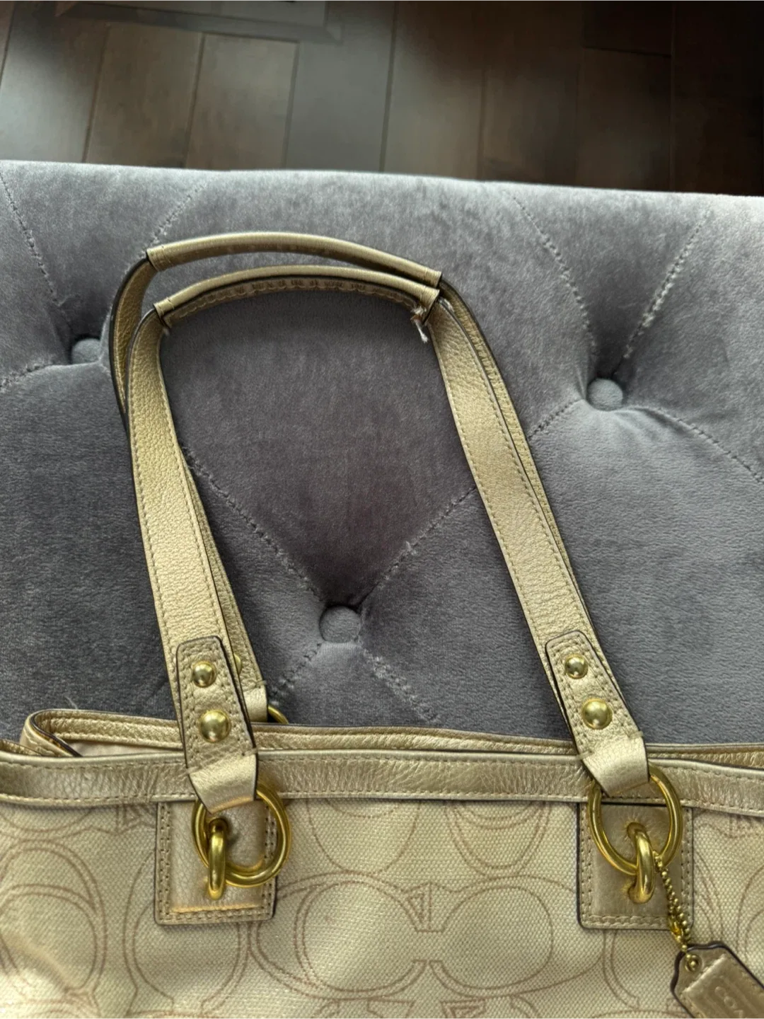 Coach Beige/Gold Tote Bag image indicator(10)