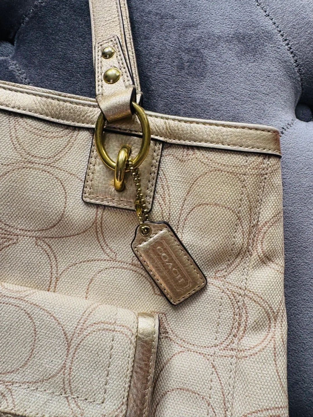 Coach Beige/Gold Tote Bag image indicator(9)