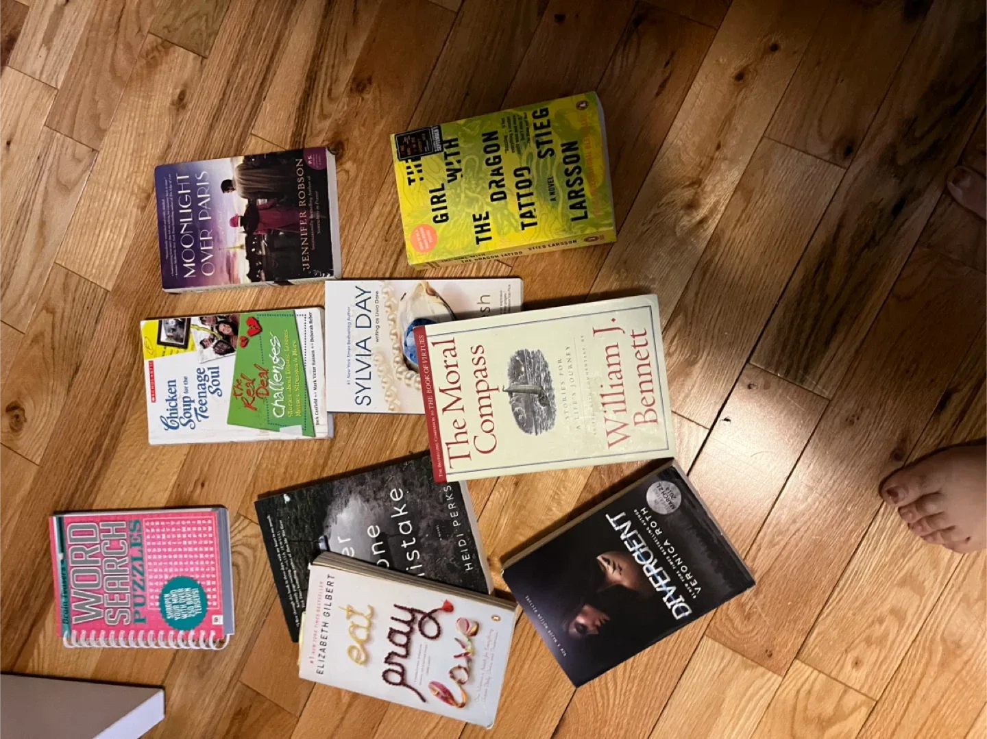 Mixed Lot of Books image indicator(5)