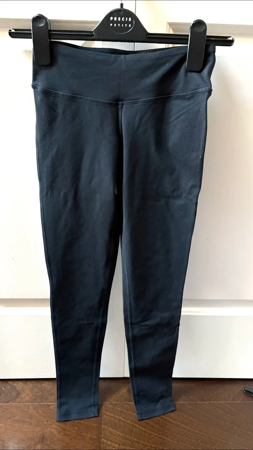 2 Pairs TNA Black Leggings - Size XS image indicator(2)