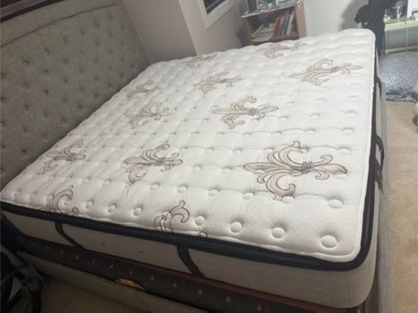 Stearns & Foster Mattress King Size - photo 3