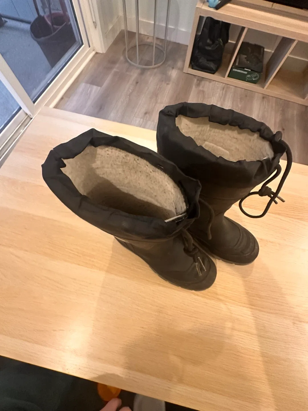 Aggressor Black Winter Boots size 10 image indicator(2)