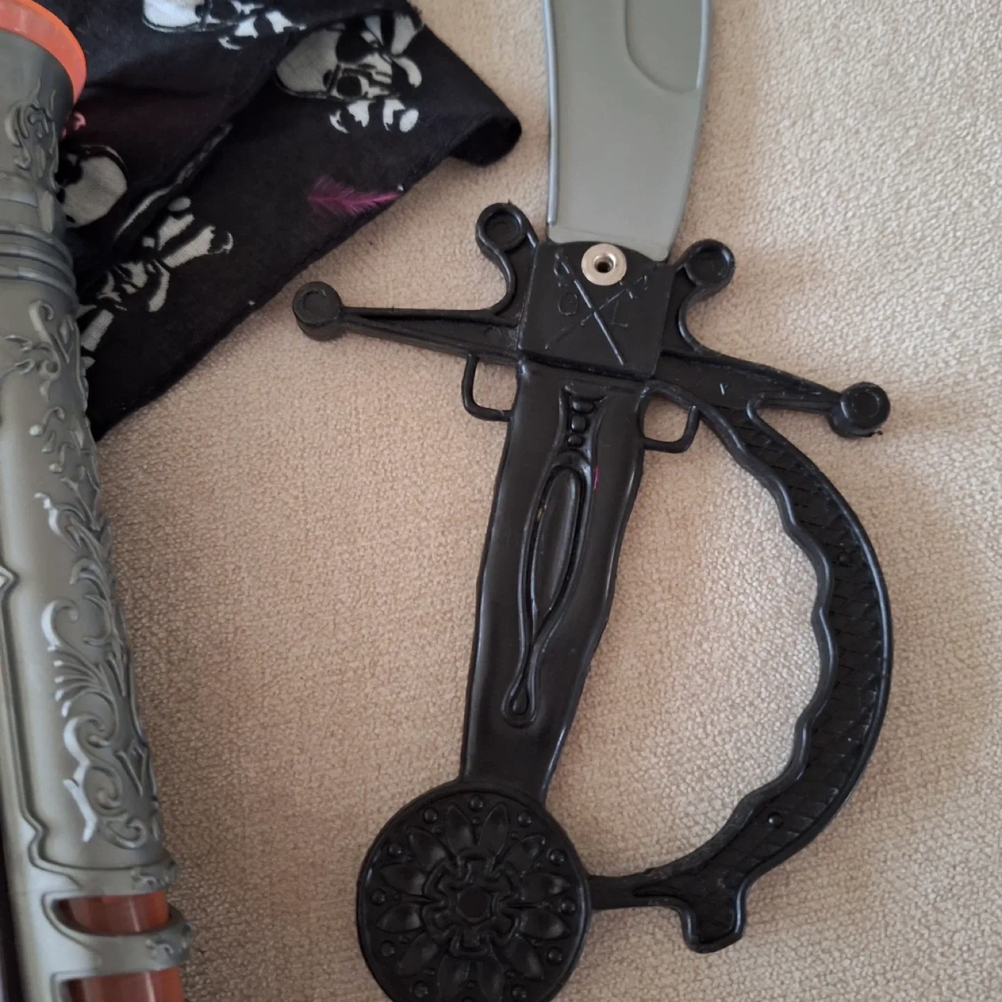 Pirate Costume Set image indicator(2)