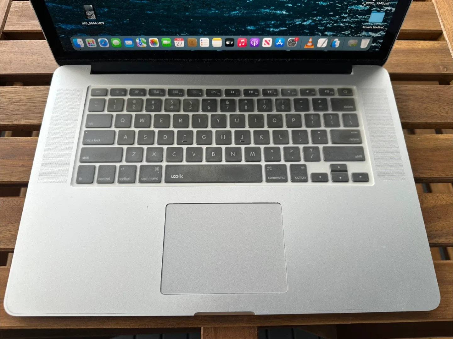 Apple MacBook Pro 15-inch (considering trades?) image indicator(2)