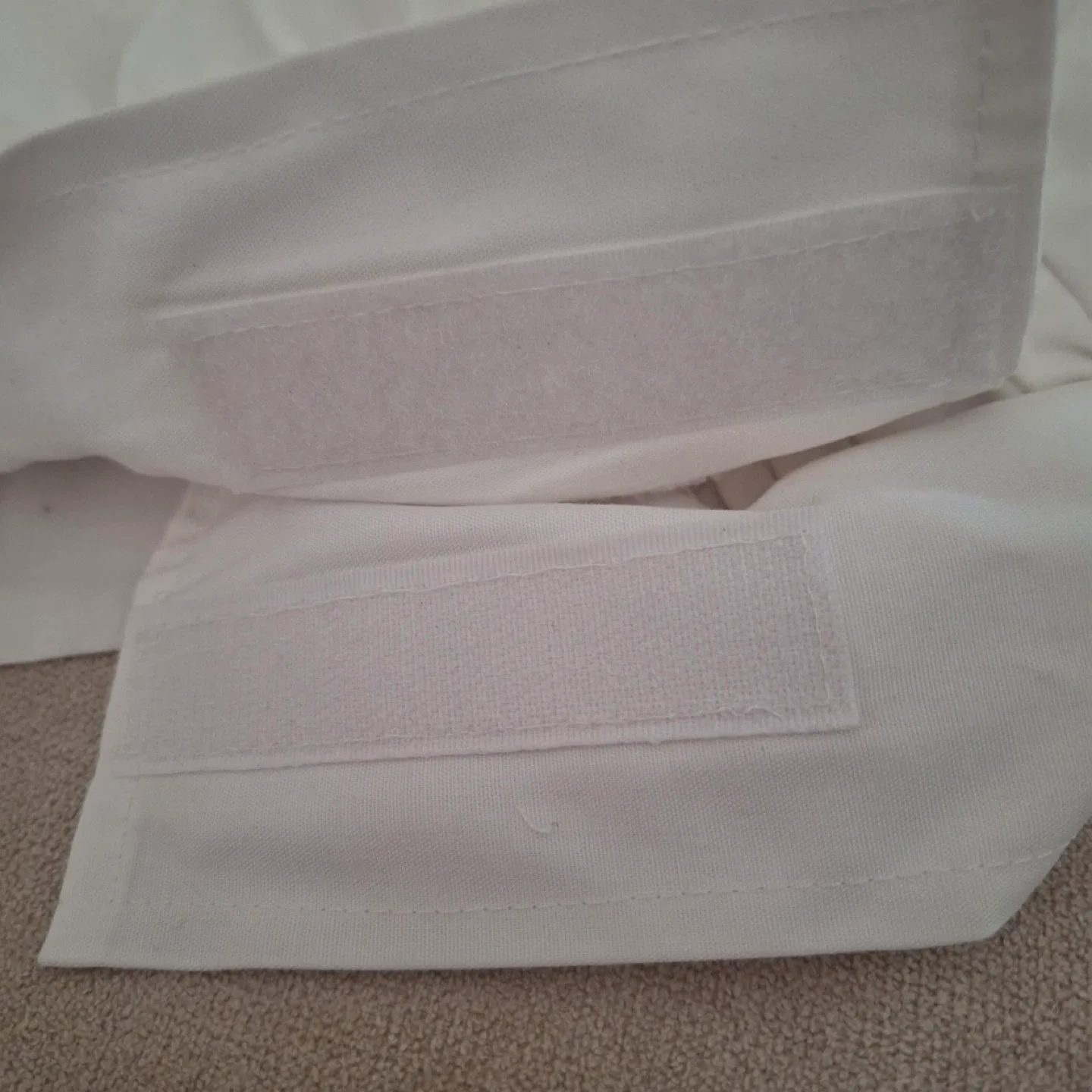 EWC Inc. Chef's Costume- Size XS image indicator(9)