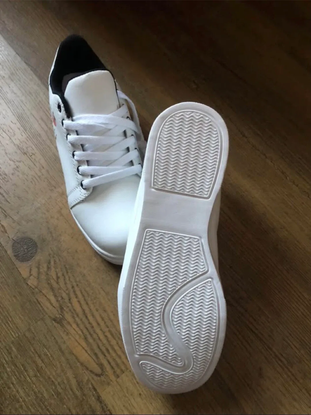 Cow running shoes image indicator(4)