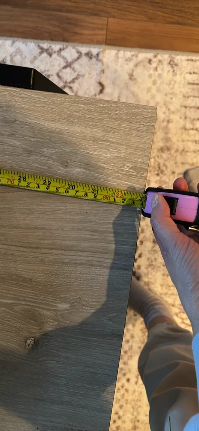 Coffee Table with Shelf image indicator(5)