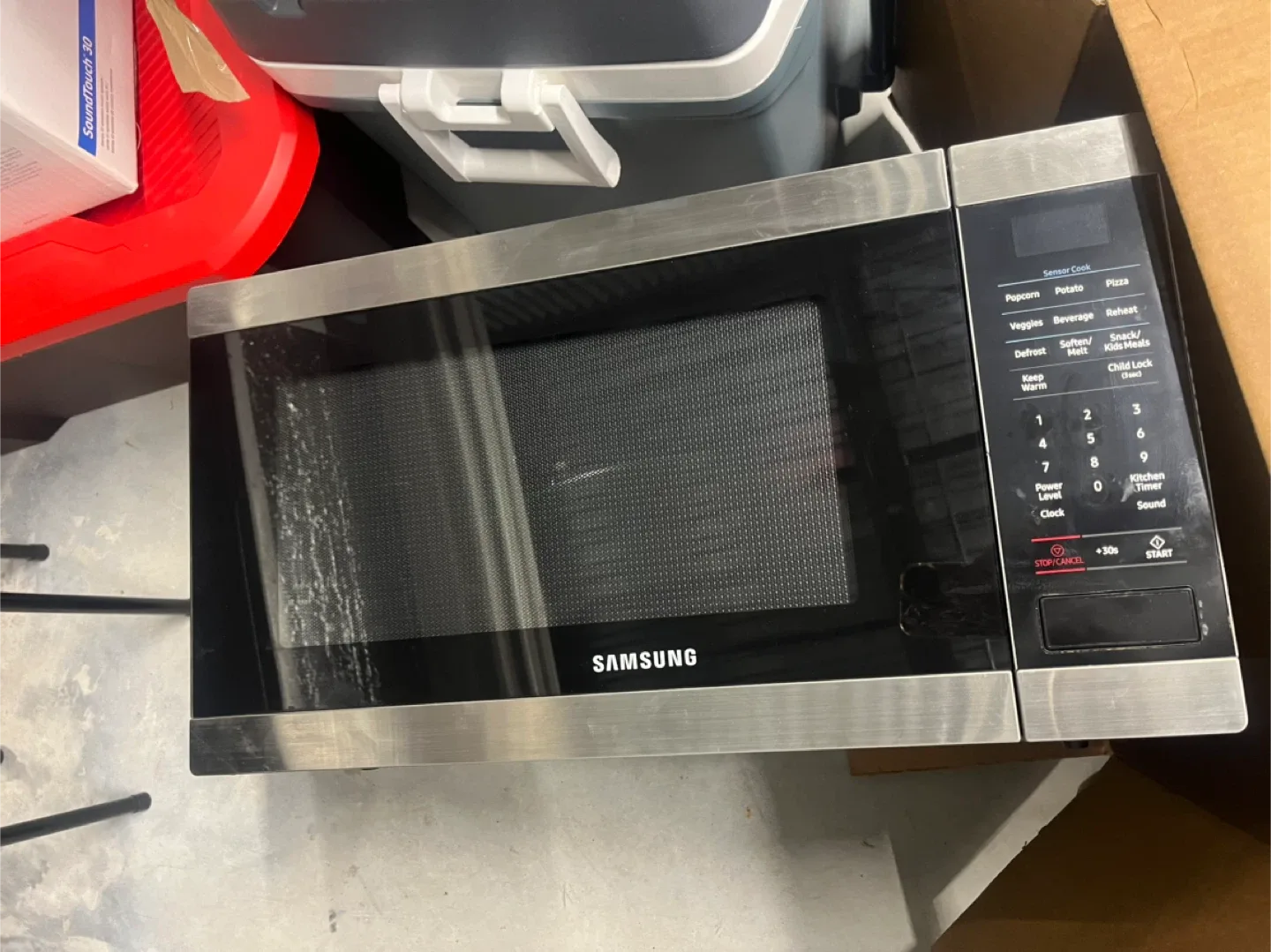 Samsung Microwave - Great Condition image indicator(3)