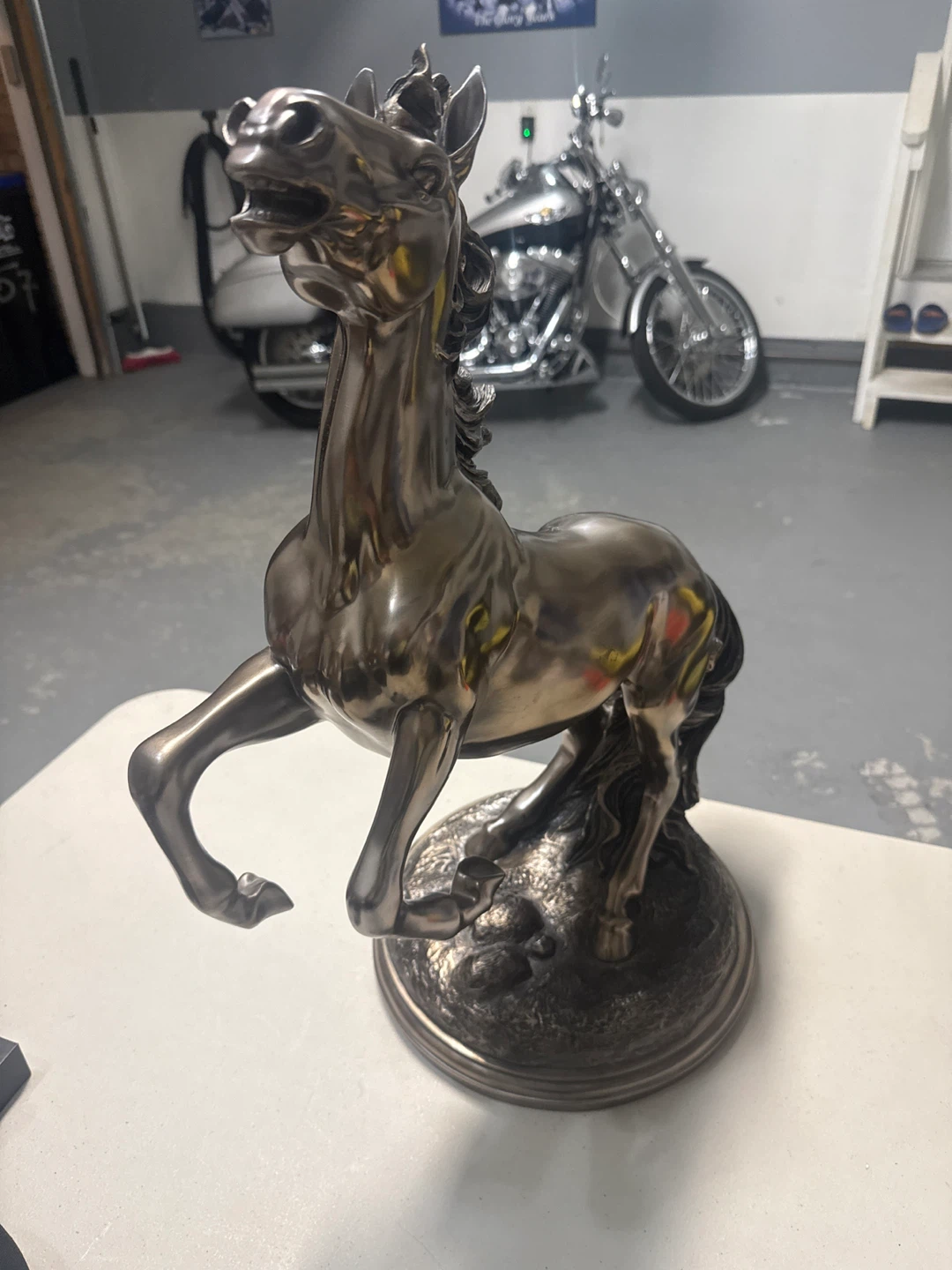 Horse Statue - photo 2