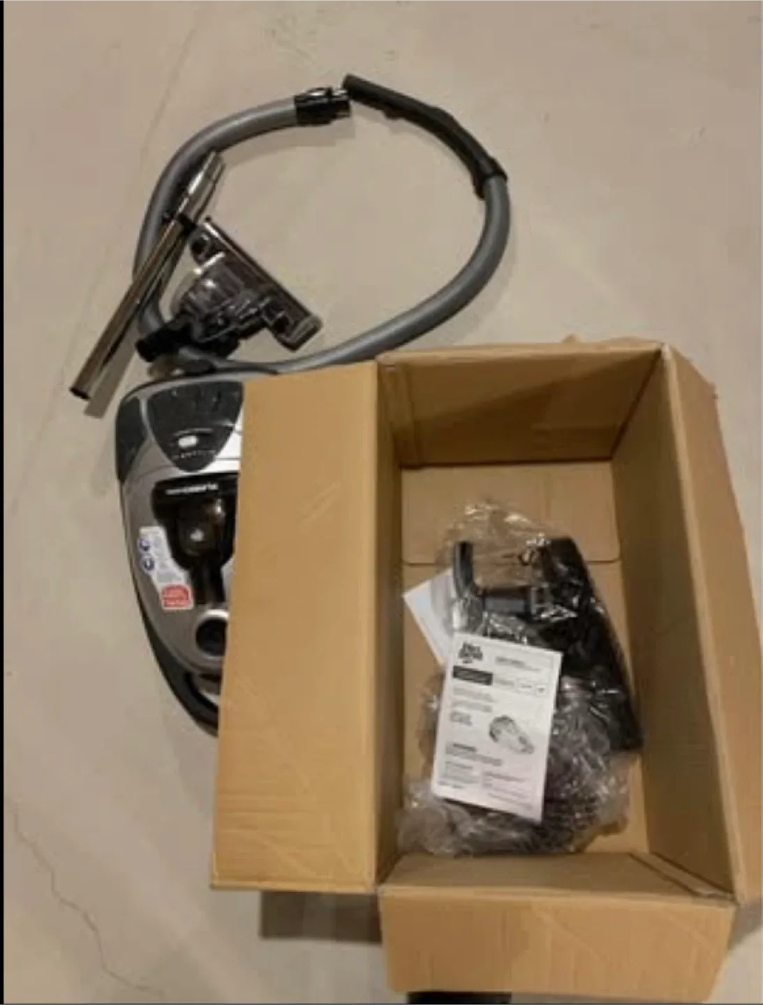 Dirt Devil Turbo+ Bagless Vacuum Cleaner image indicator(6)