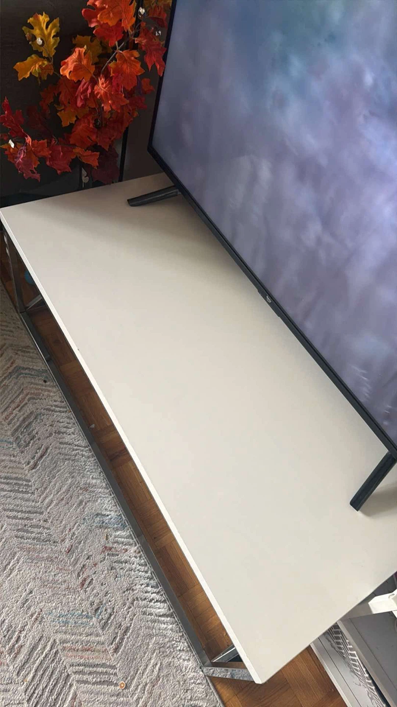 White Coffee Table - photo 2
