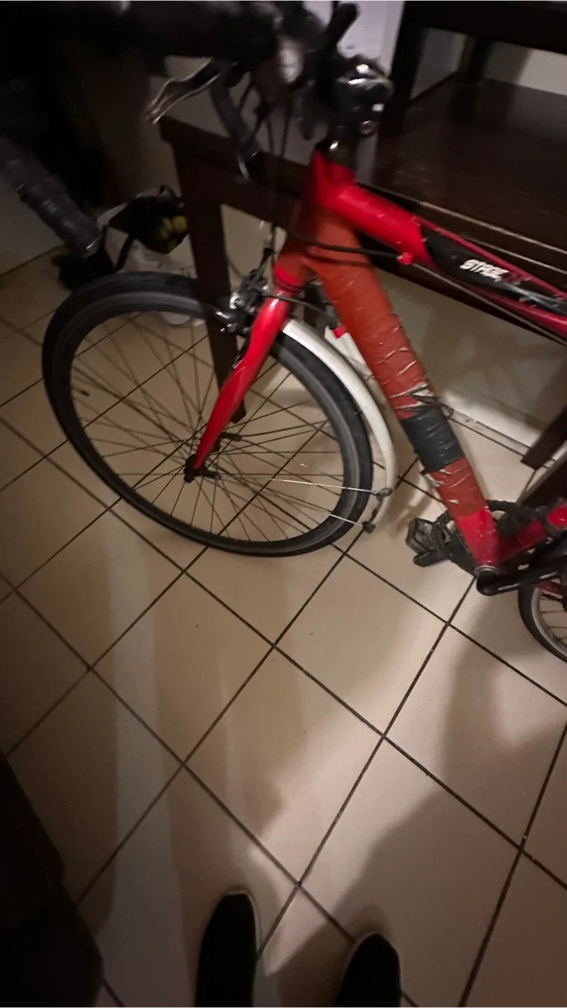 Red Road Bike image indicator(4)