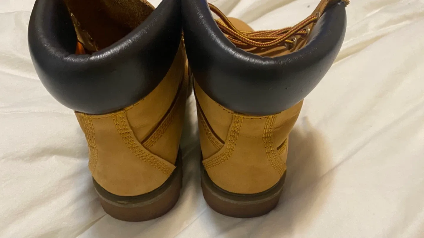 Boys leather  Boots Size 4M image indicator(6)