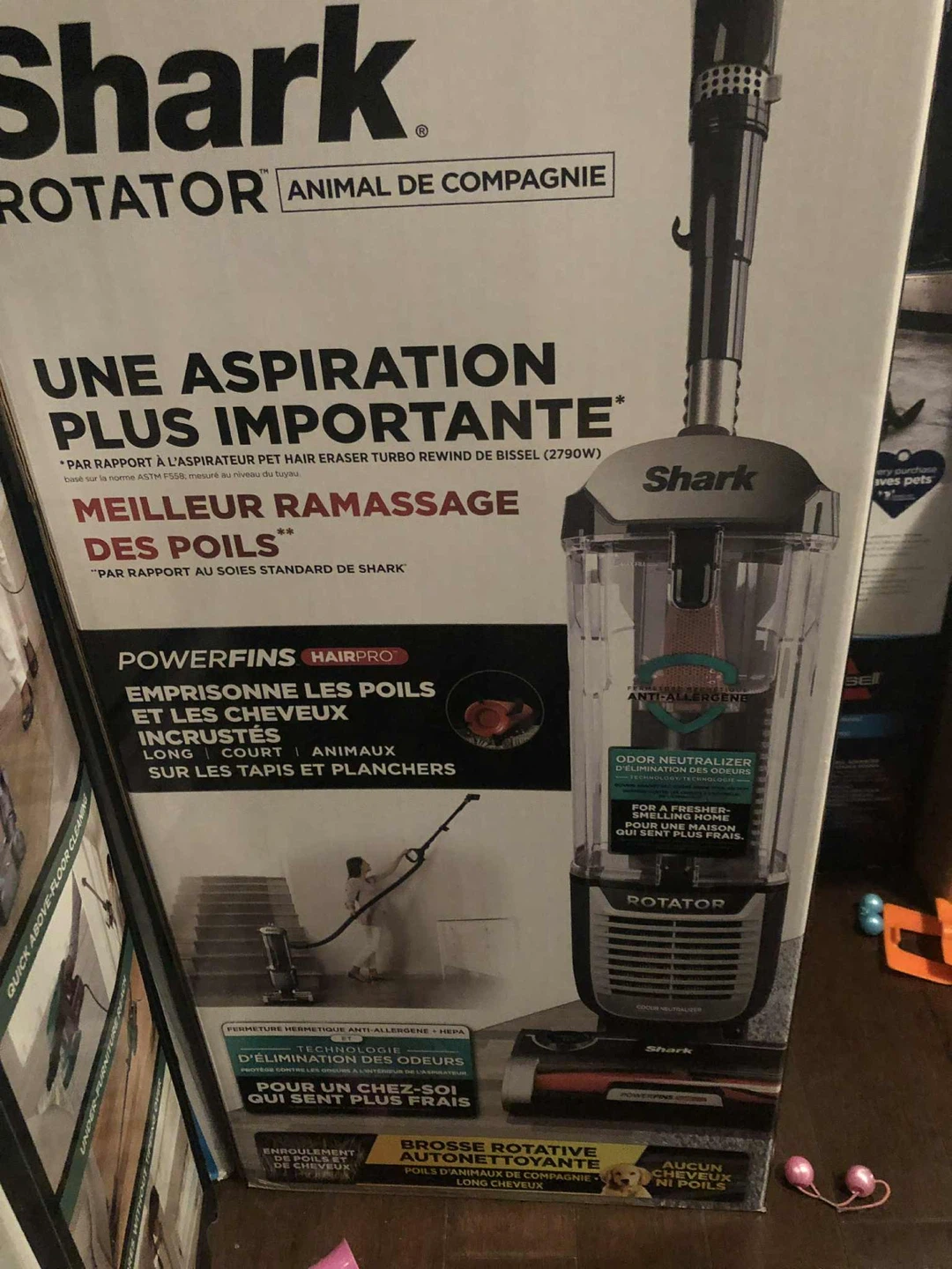 Shark Rotator POWERFINS HairPro Vacuum