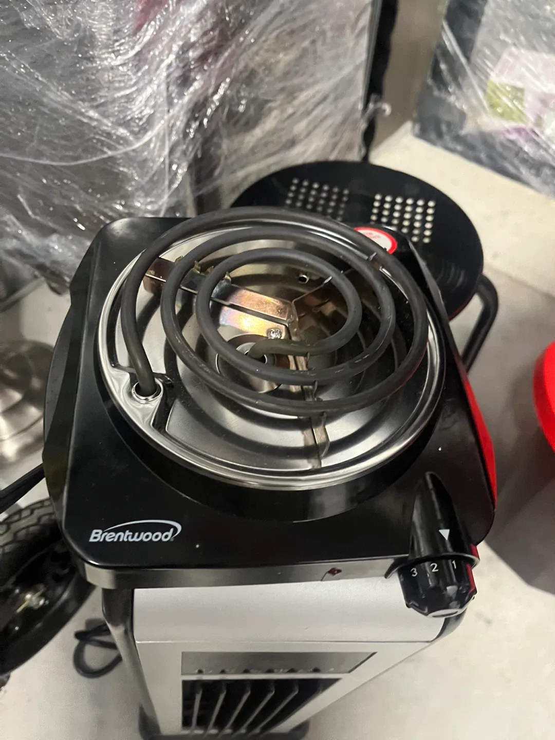 Brentwood Single Hot Plate - Great Condition! image indicator(4)