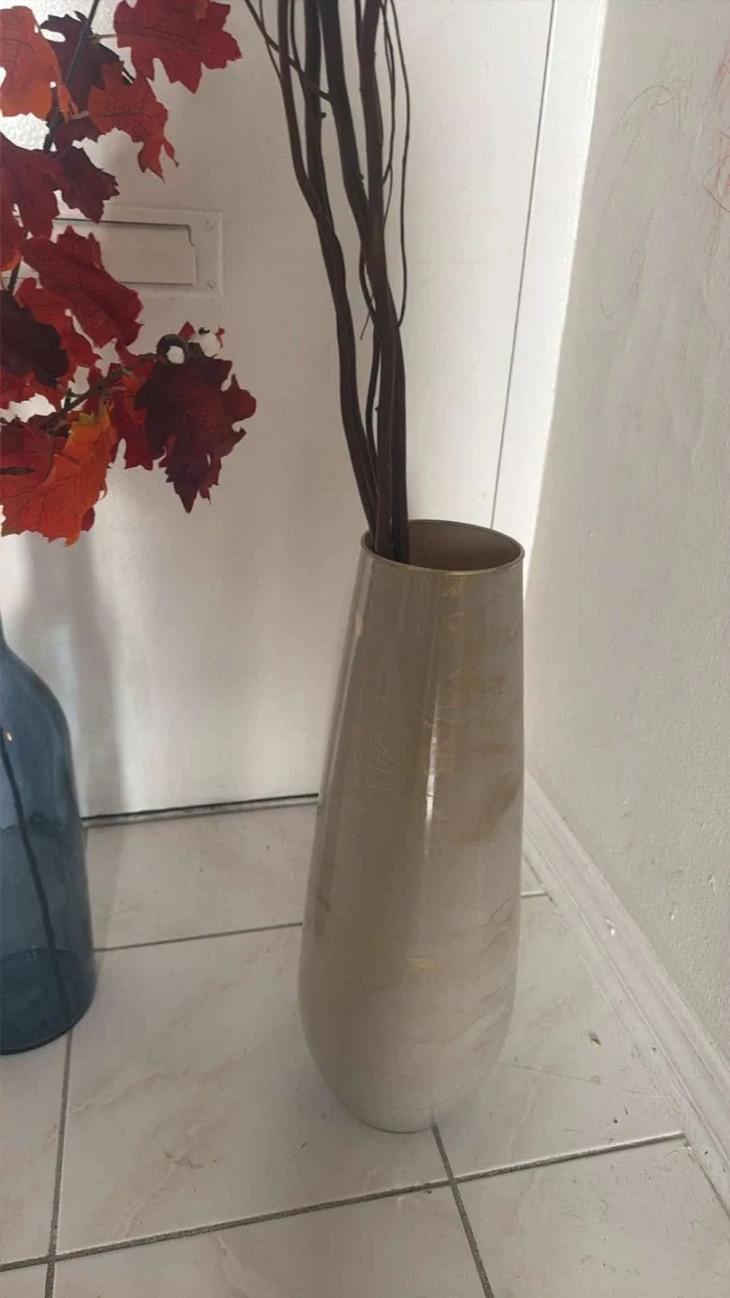 Beige Tall Decorative Vase with branches image indicator(2)