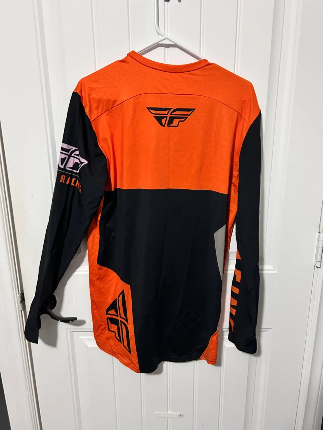 Windproof women’s jerseys image indicator(4)