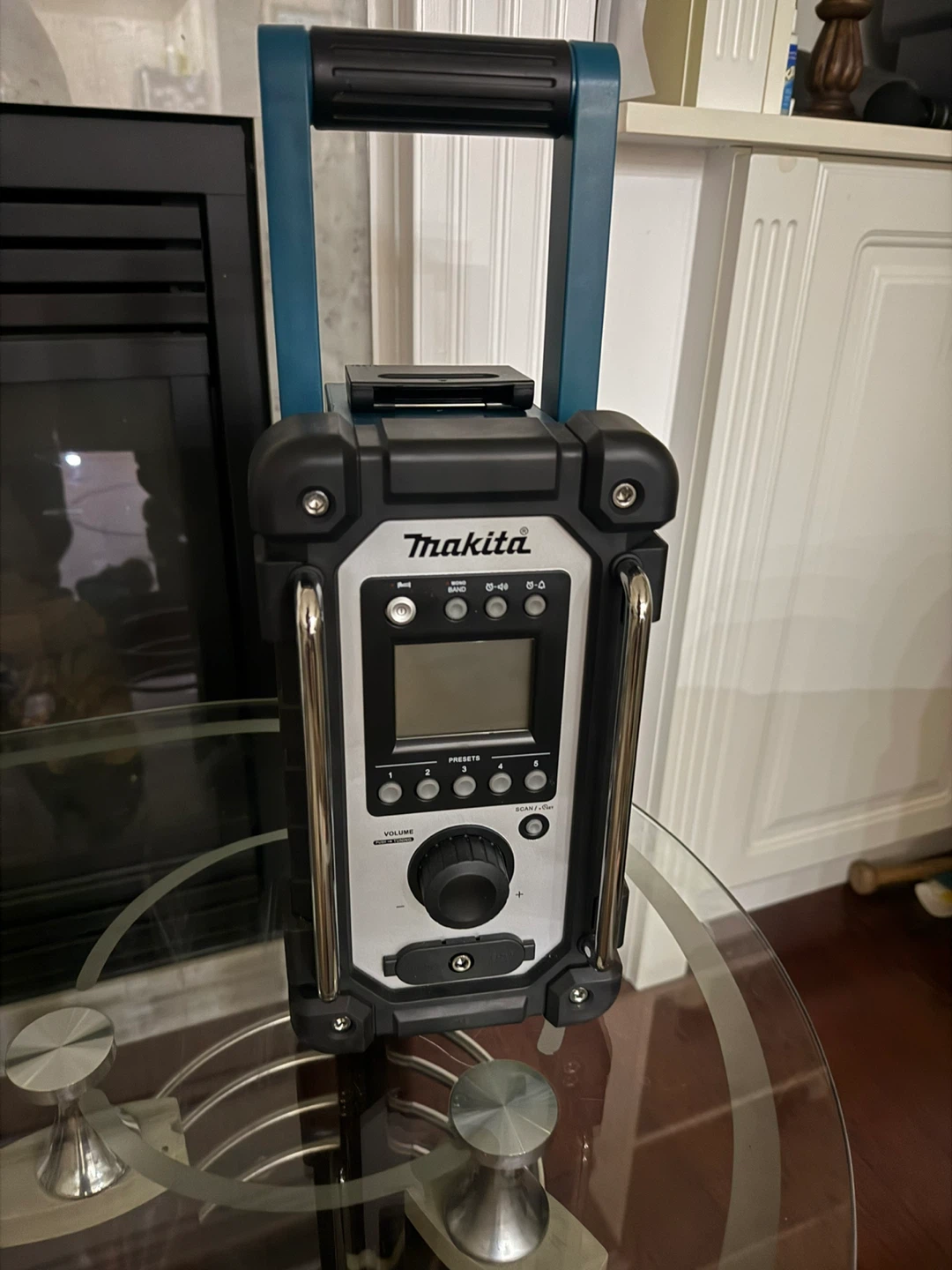Makita Job Site Radio - photo 2