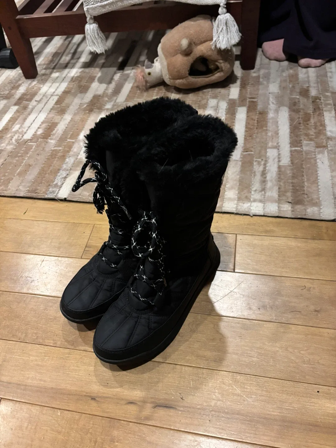 Sorel Black Winter Boots -size 7.0 image indicator(2)