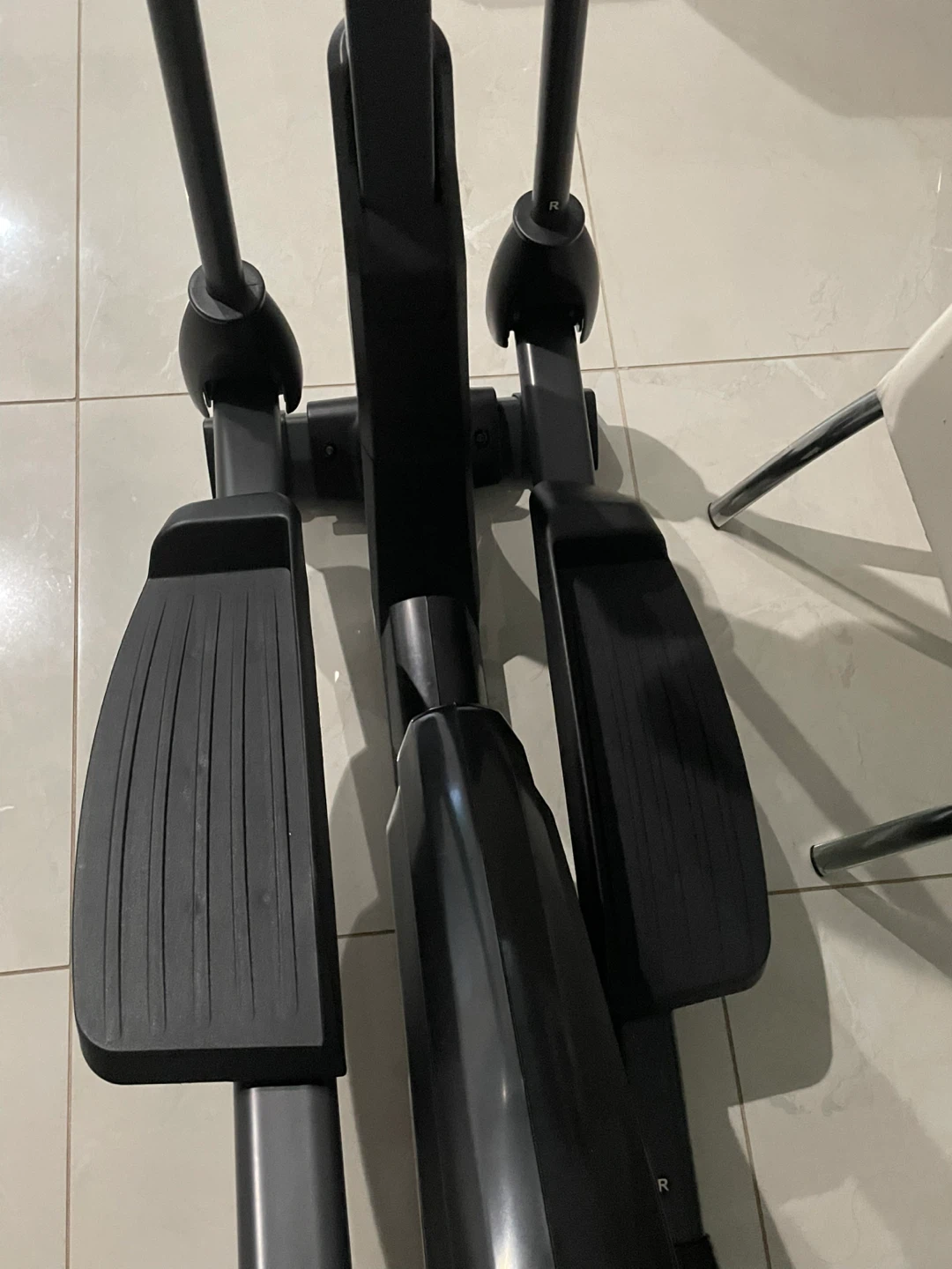 Sunny Health & Fitness Elliptical Machine - photo 4