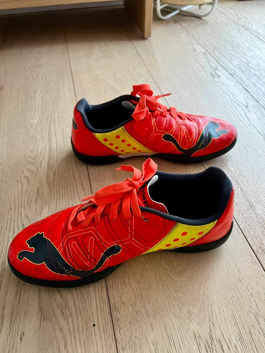 Puma Turf Soccer Shoes - Red image indicator(5)