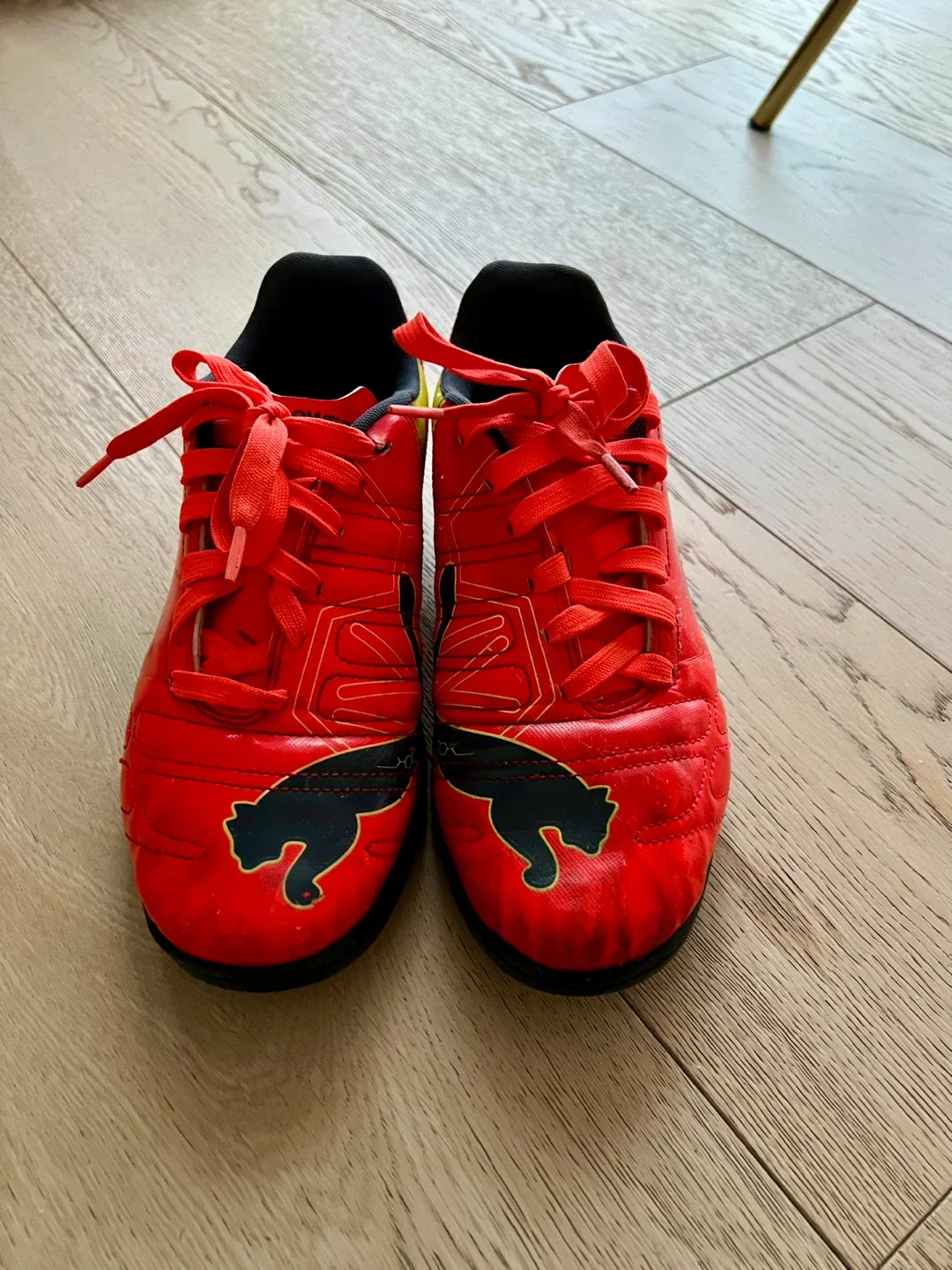 Puma Turf Soccer Shoes - Red image indicator(4)